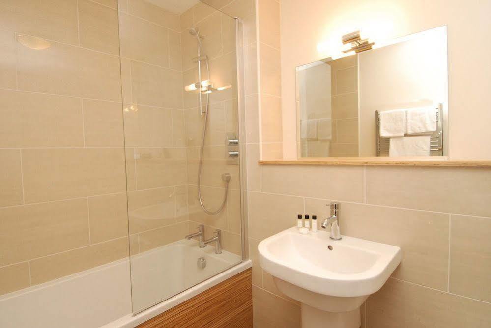 Trevalsa Court Hotel เมวากิสซีย์ ภายนอก รูปภาพ